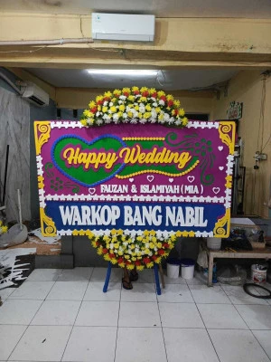Papan Bunga di Tb Simatupang Office Area